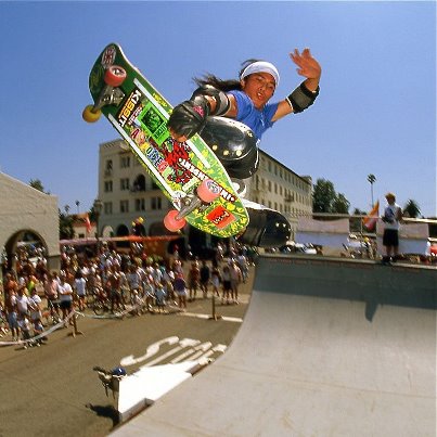 Hosoi-Tuck-Knee-Santa-Barbara-July-90-Scott-Starr.jpg